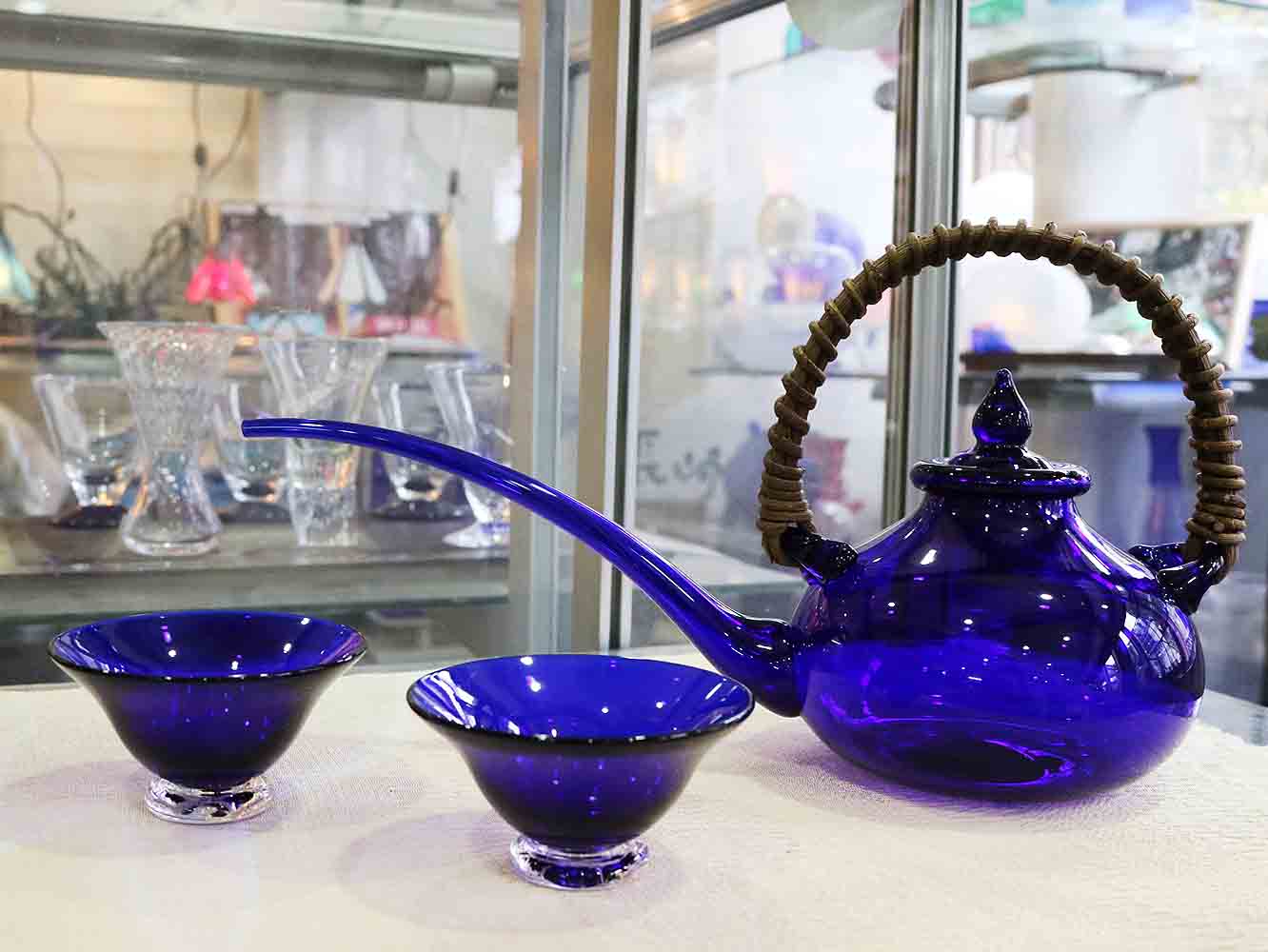 1人のガラス職人の情熱が、古文書から「長崎チロリ」を復元させた