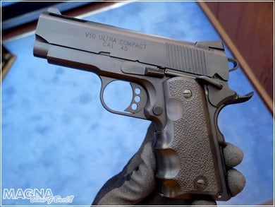 イチオシ・コンパクト.45「WA V10ウルトラコンパクト／オールブラック