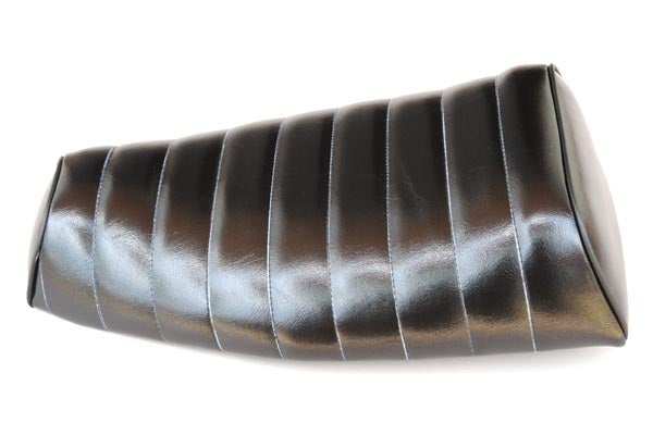 ホンダ ジャイロXとジャイロキャノピーのタックロールシート張替え