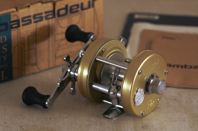 アブガルシアアンバサダー4500、5500 C クラシックゴールドが入荷