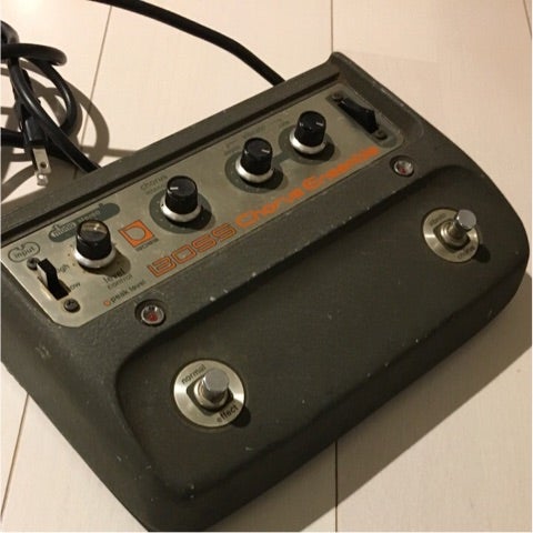 BOSS CE-1 Chorus Ensemble レビュー | ミニマリストの音楽帳