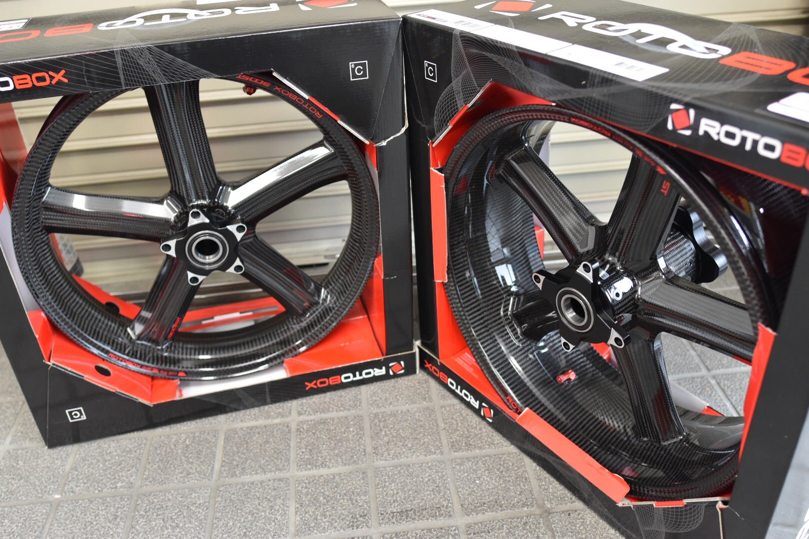 ROTOBOX BOOST カーボンホイール for ZX-10R 16- | MotoJPのブログ