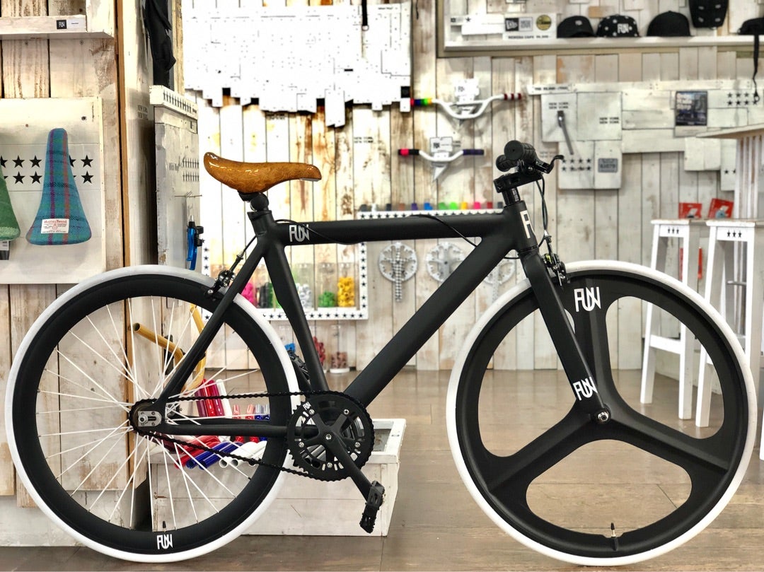 ピストバイク×FUN air | オーダーメイドショップ ライダーズカフェ