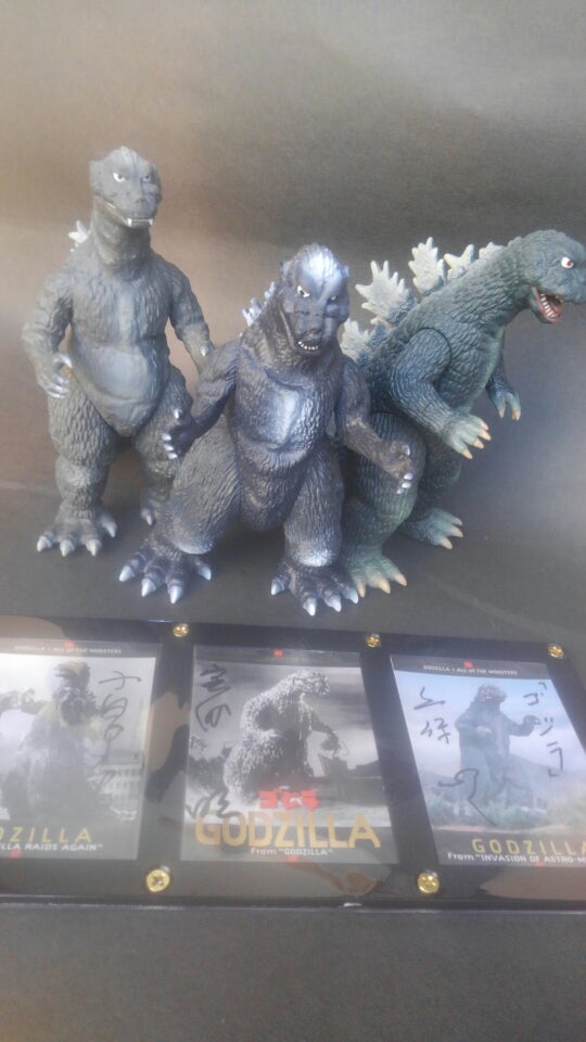 ゴジラ映画、主演役者サインカード額 | ブログやめようぜ