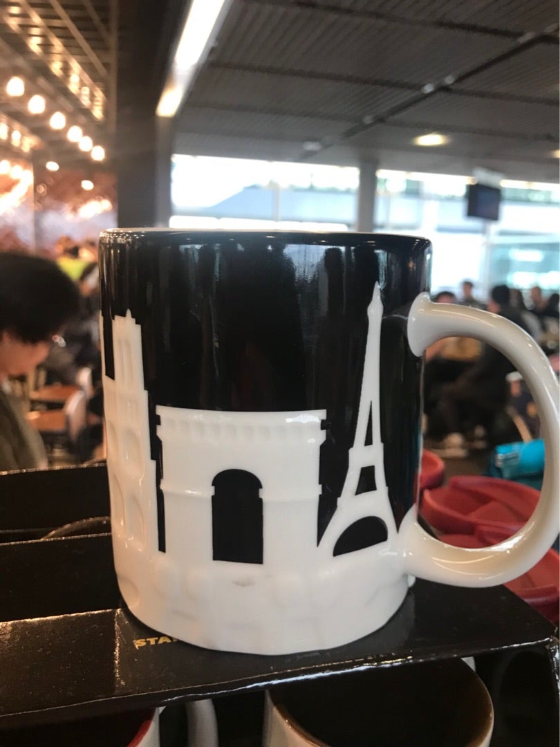 世界のスタバから】パリ期間限定スタバカップがオシャレ | 外村美姫