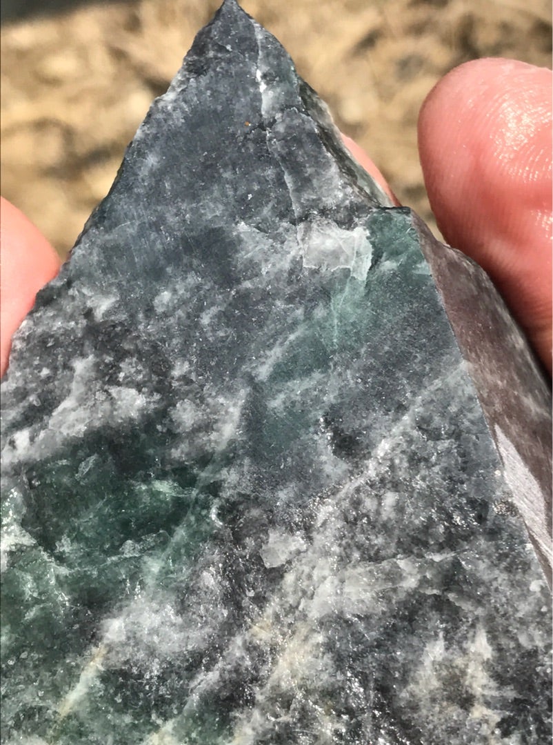 私が好きで堪らない糸魚川の黒翡翠 | kokusui7のブログ