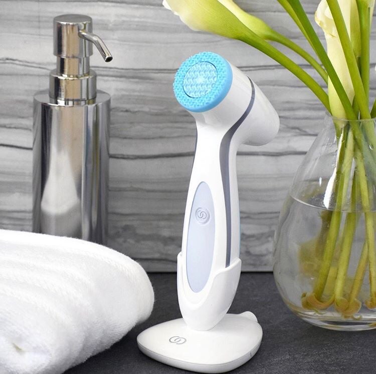 今週、お客様からの質問が多かった【美顔器・ルミスパ】について