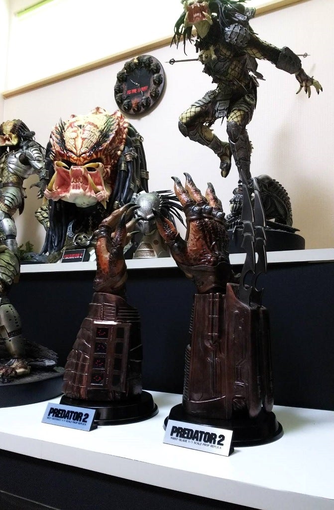 PREDATOR2]-GAUNTLETS 1/1 PROP REPLICA | ひろ☆くまプレクション