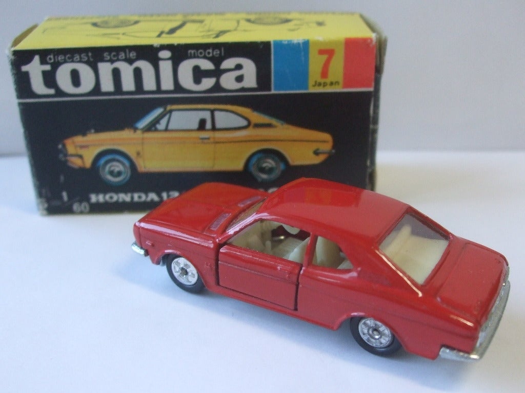 トミカ黒箱 ホンダ1300クーペ | 自動車美術研究室のブログ