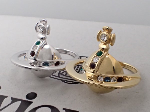 ヴィヴィアンウエストウッドのソリッドオーブリング | アクセサリー