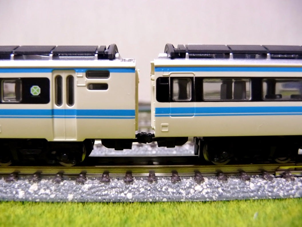 TOMIX JR キハ181系特急ディーゼルカー(JR四国色)セット入線