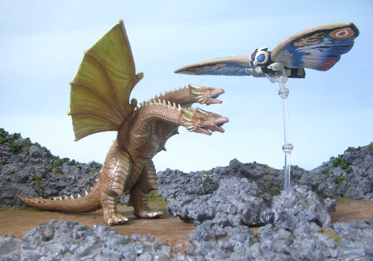 BANDAI 東宝新作ソフビ検証 レインボーモスラ ＆ キングギドラ | 怪獣