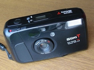 KYOCERA Slim T | がらくたカメラで遊ぼ