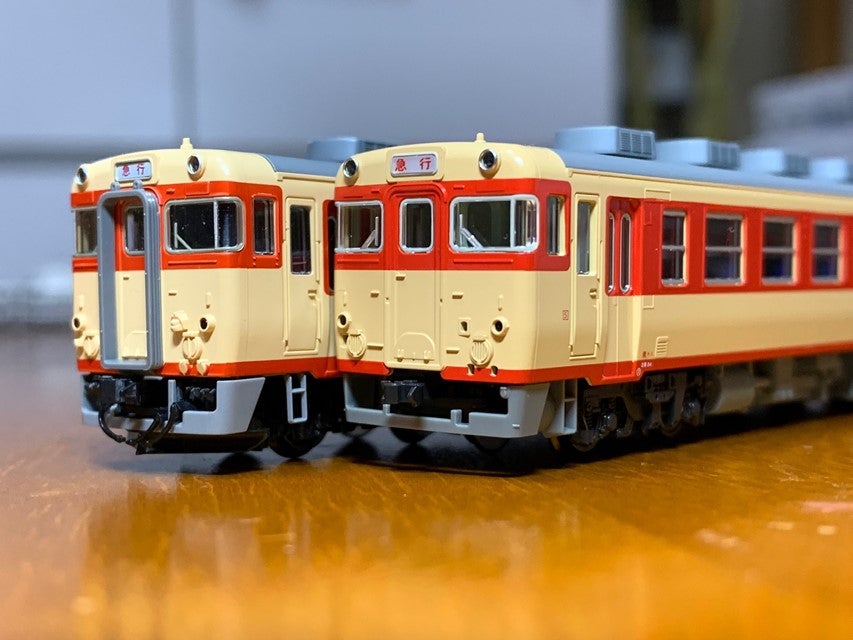 KATOさんのキハ65で男前化の予行演習 | kami-kitamiのブログ