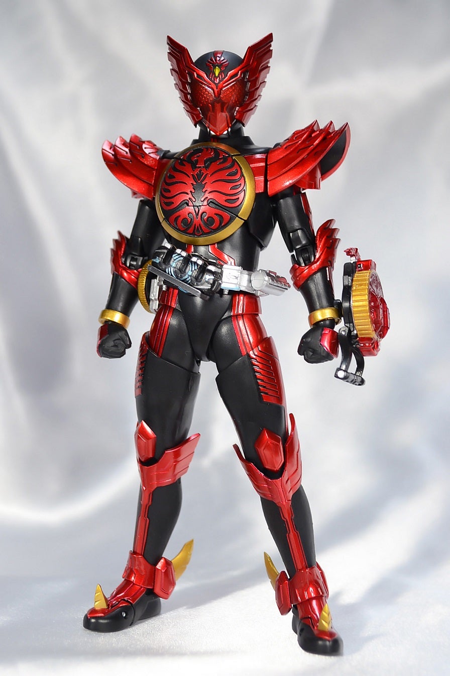 S.H.Figuarts(真骨彫製法) 仮面ライダーオーズタジャドルコンボ