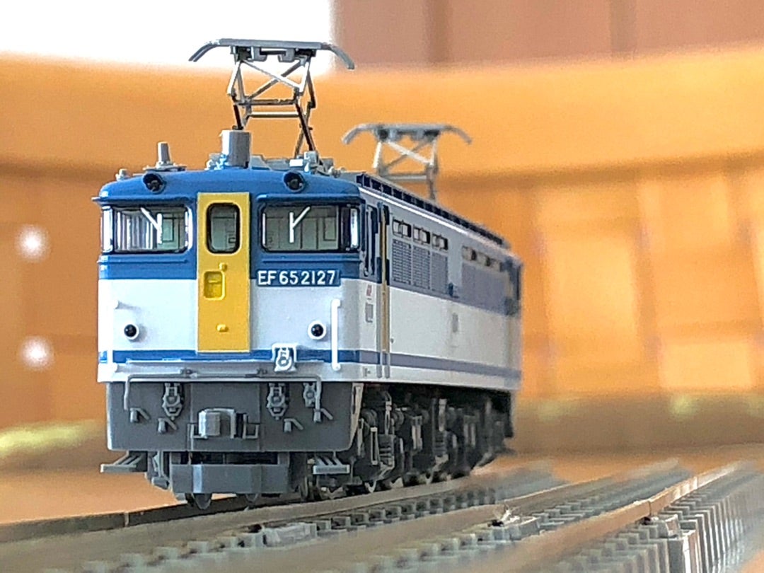 TOMIX[7135] EF65形2000番台(2127号機・JR貨物更新車) | Persimmon's Cafe