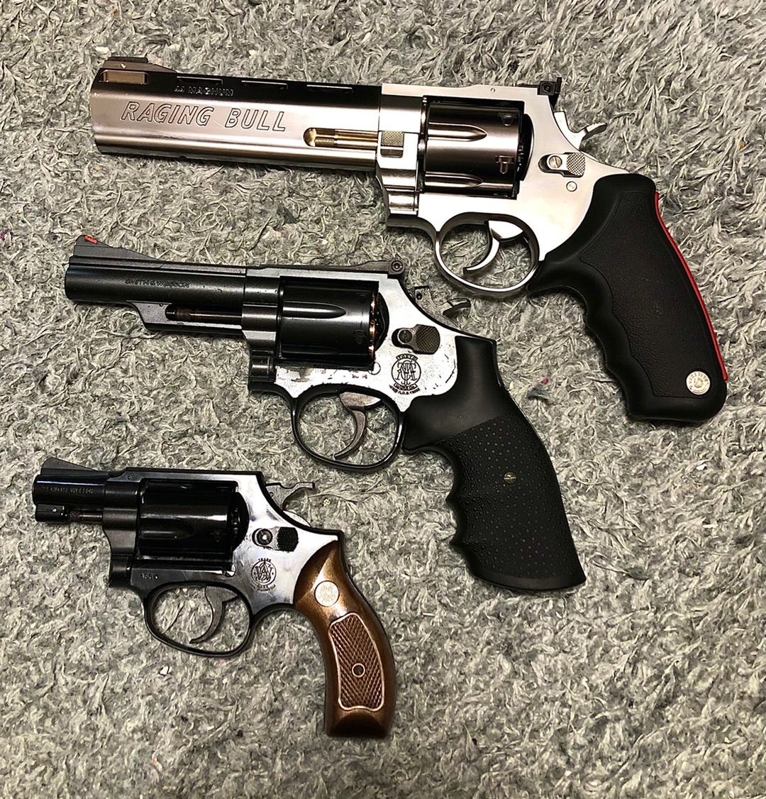 2:マルシン トーラス・レイジングブル・“マキシ” 6.5インチ | 六畳一間