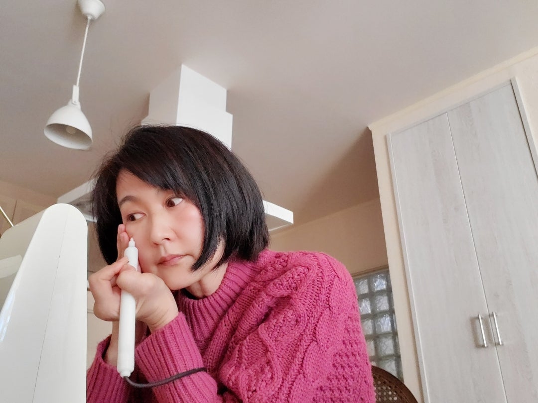 シミが気になったら低周波ペンシル型シミケアで♡愛知県豊田市のエステ