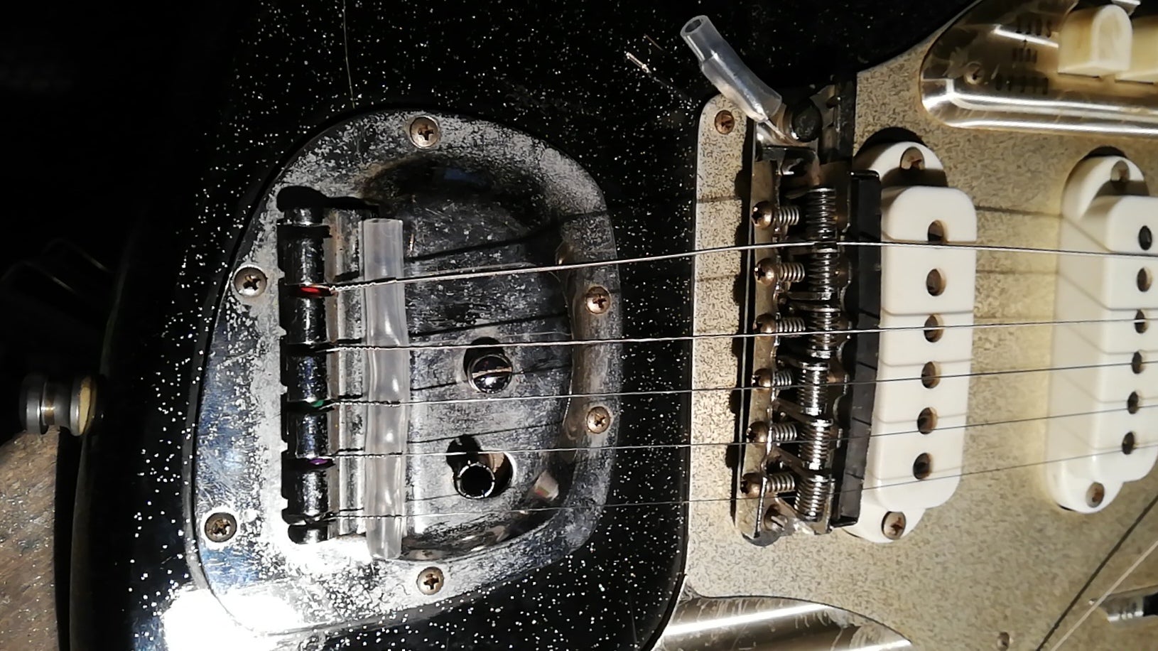 ZEN-ONビザールギターを少し改造します | いきすぎたDIY【ヴィンテージ