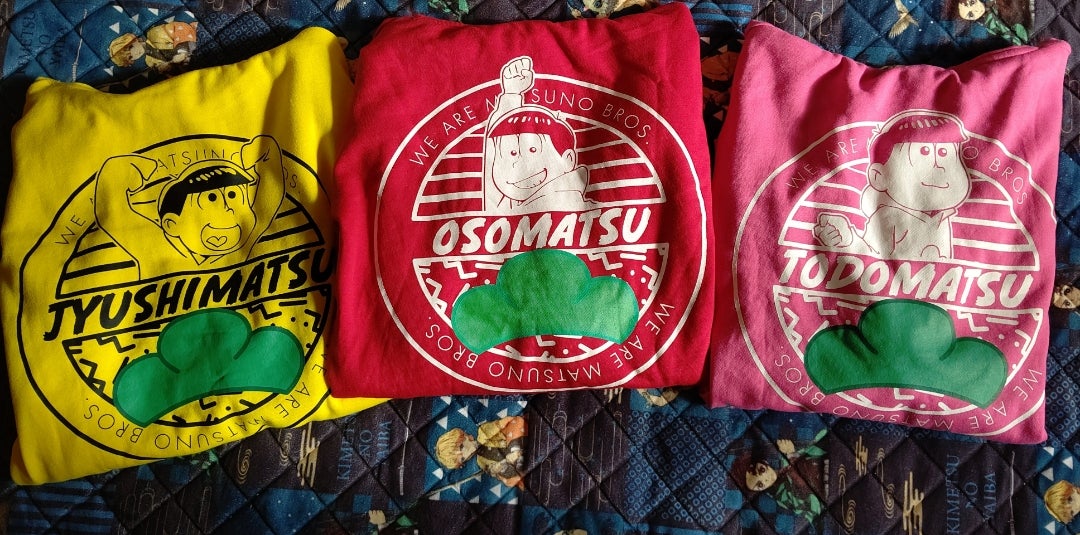 おそ松さんと、しまむらコラボ 松パーカー | ウルトラマンとか鬼滅の刃