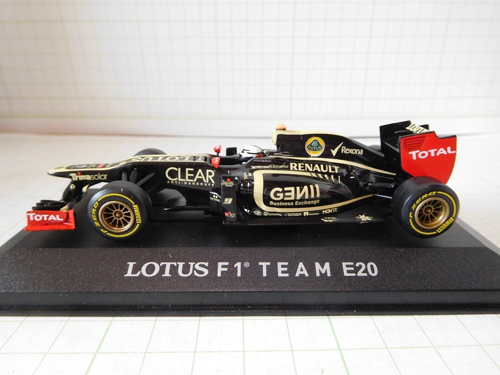 コーギー1/43 ロータス F1 E20 ライコネン | ミニカーでクルマを好きに