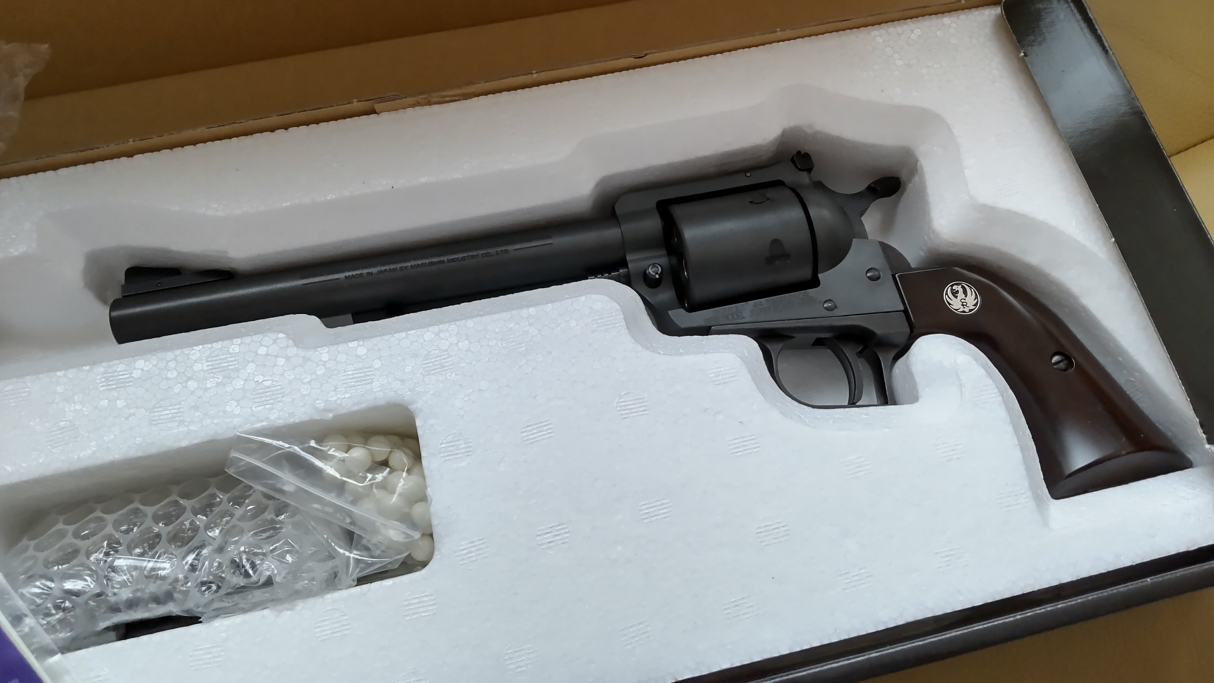 Sturm Ruger Super Blackhawk」の巻 | 極楽人ブルーサンダーの「超！極