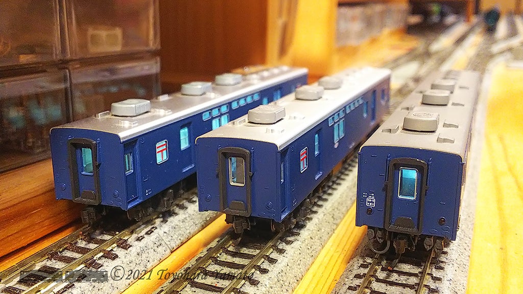 KATO オユ10の非冷房化と関スイ表記 [鉄道模型] | 重単5175 ～鉄道模型