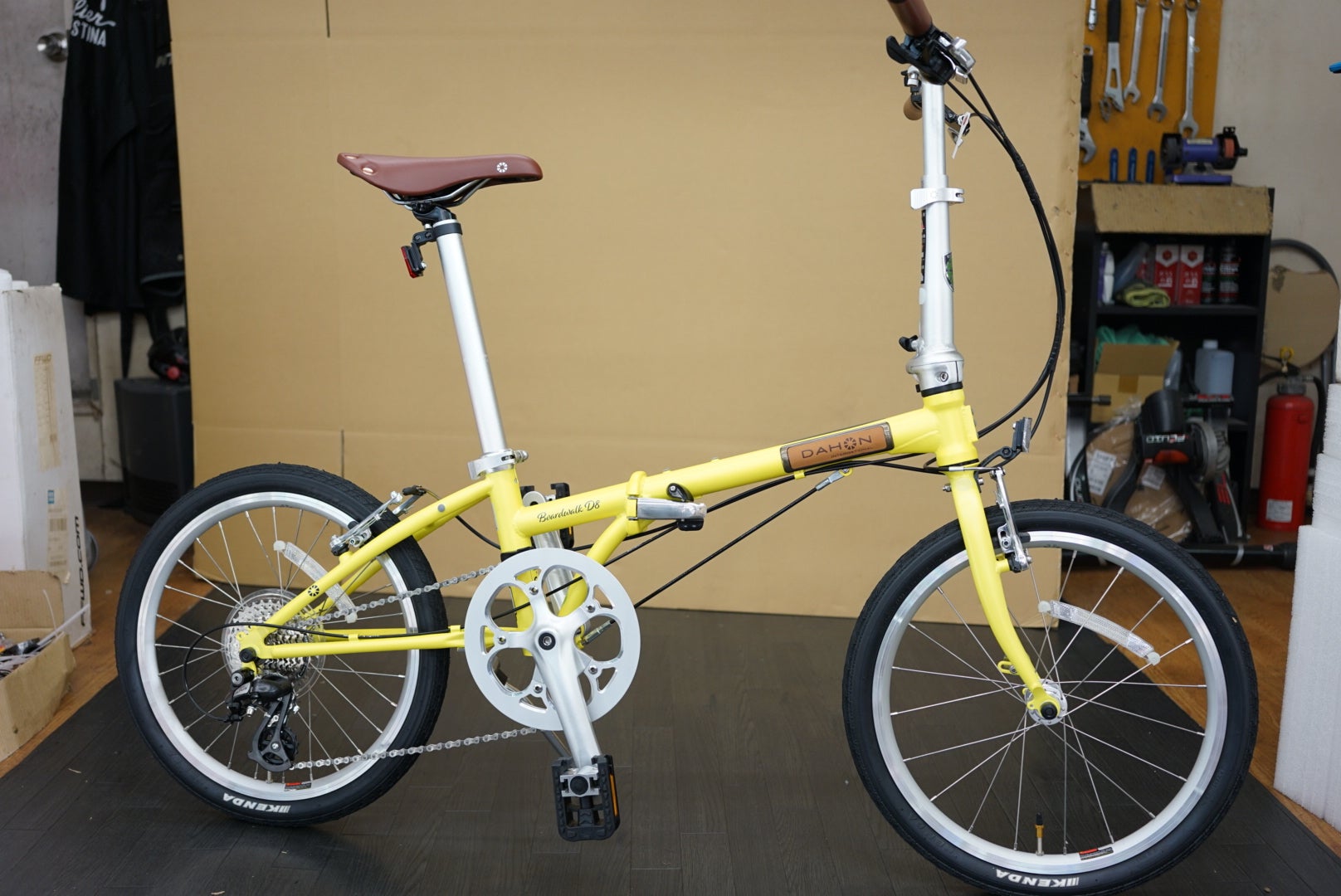 DAHON(ダホン) Boardwalk D8 入荷！ | CSカンザキ阪急千里山ブログ