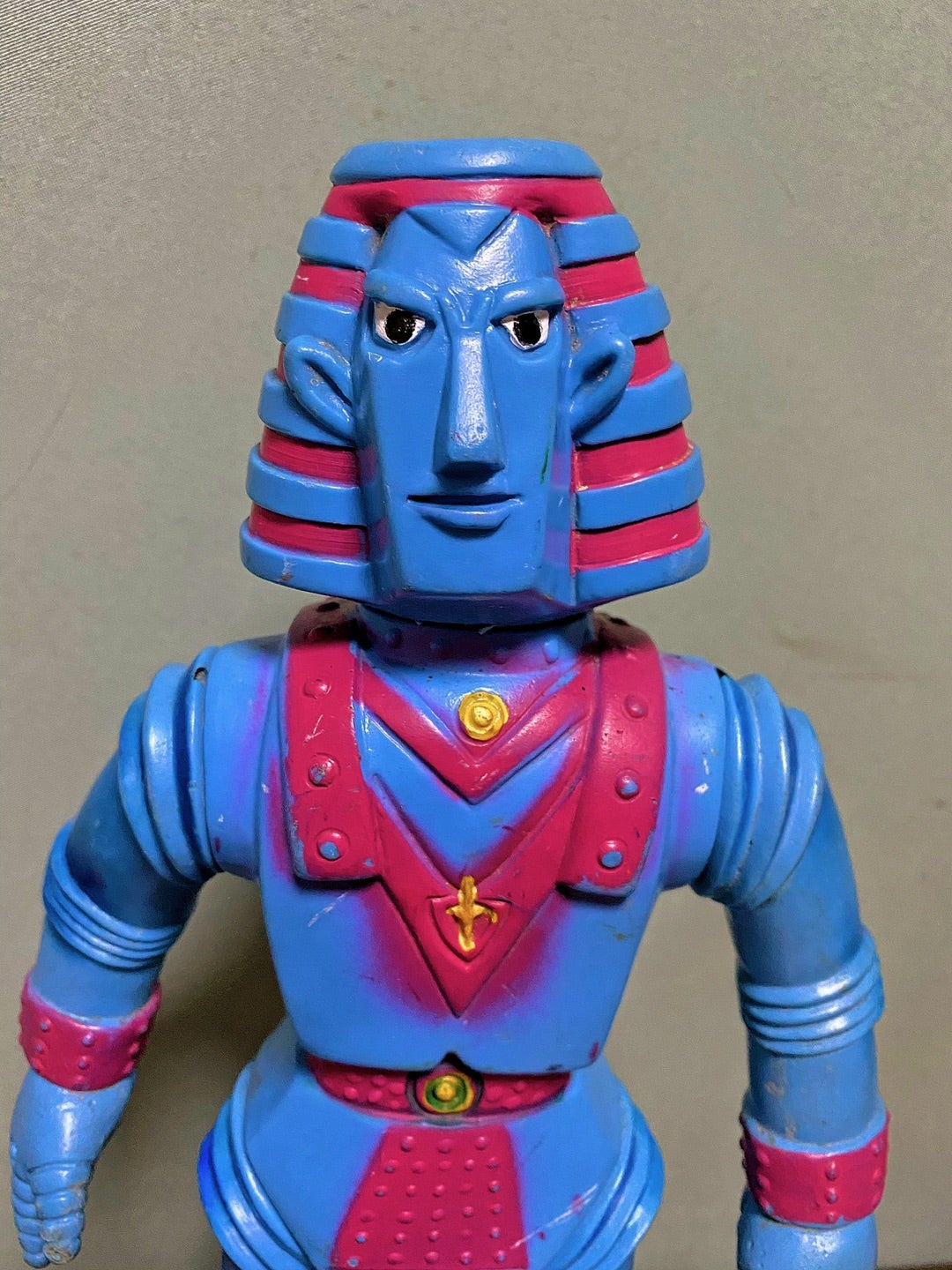 60年代ヴィンテージソフビの眼を塗り直す〜ブルマァク製ジャイアント