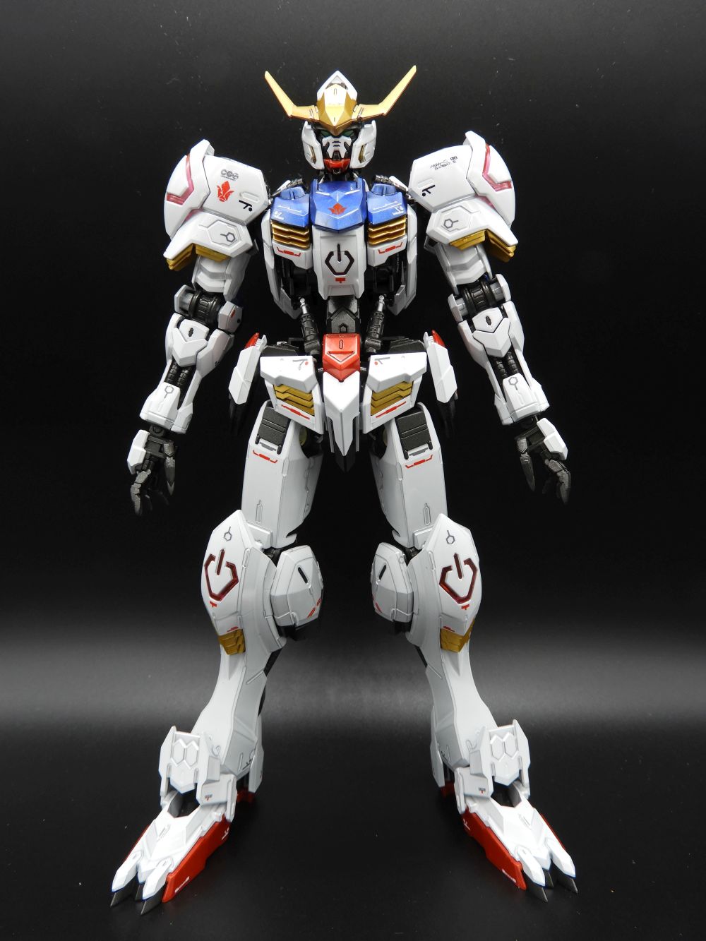 MG 1/100 ASW-G-08 ガンダムバルバトス [チタニウムフィニッシュ] | ぼ
