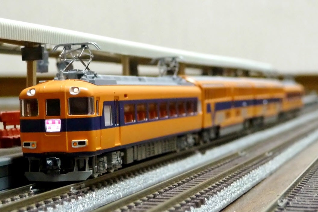 TOMIX 近畿日本鉄道 30000系 ビスタカーセット緊急入線！ | Bullet