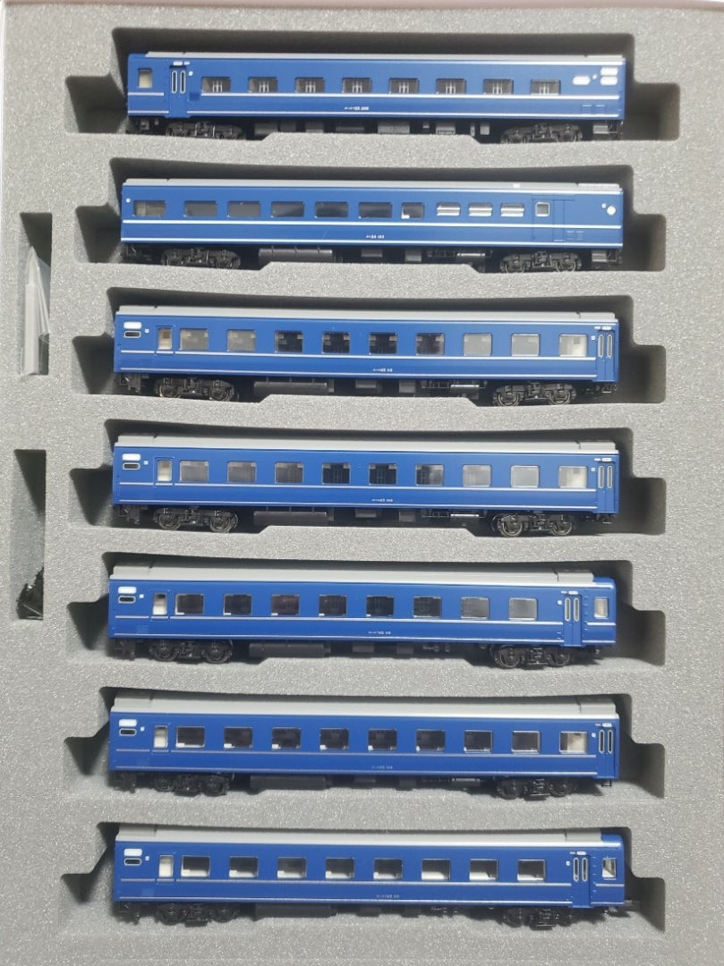 714. KATO 24系25形「富士」が入線しました | yasooの鉄道ブログ