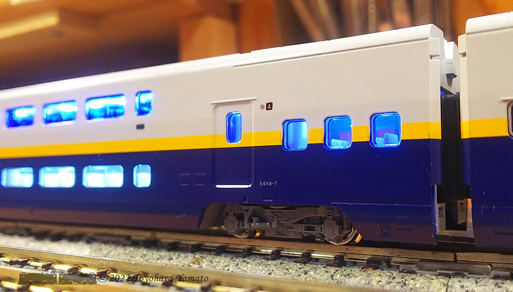 KATO E4系Max 最初から室内灯新仕様 | 重単5175 ～鉄道模型と鉄道写真