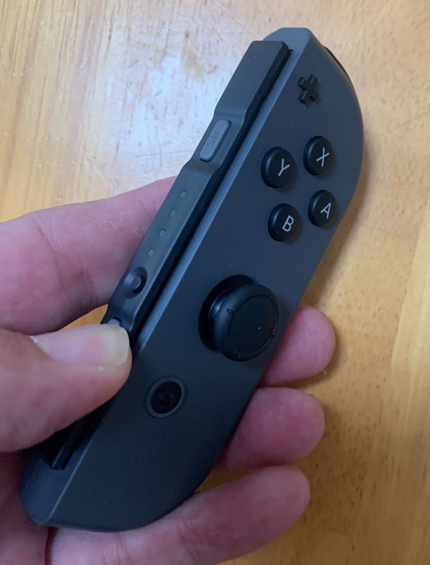 全く反応しないnintendo switch ジョイコン（R）の修理 | ダディ