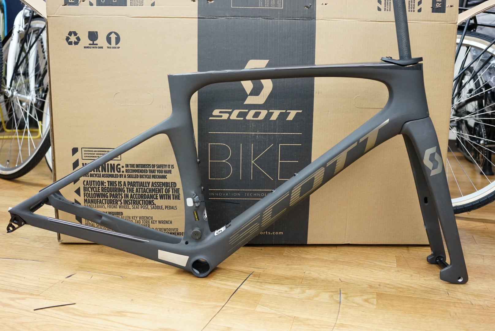 2022 SCOTT(スコット)FOIL RC10 HMF フレームセット 入荷！ | CS