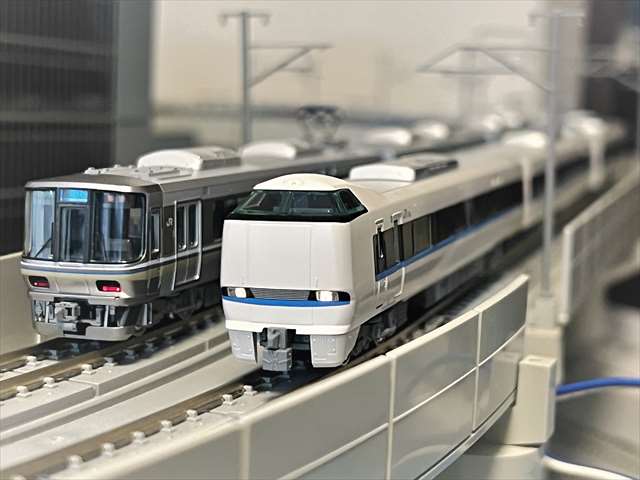 NゲージKATO】683系4000番台サンダーバード9両編成 | EXPRESS DIARY3