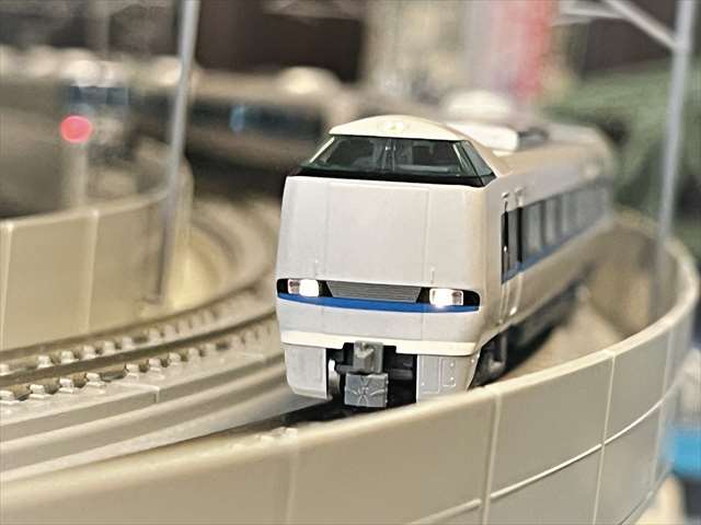 NゲージKATO】683系4000番台サンダーバード9両編成 | EXPRESS DIARY3