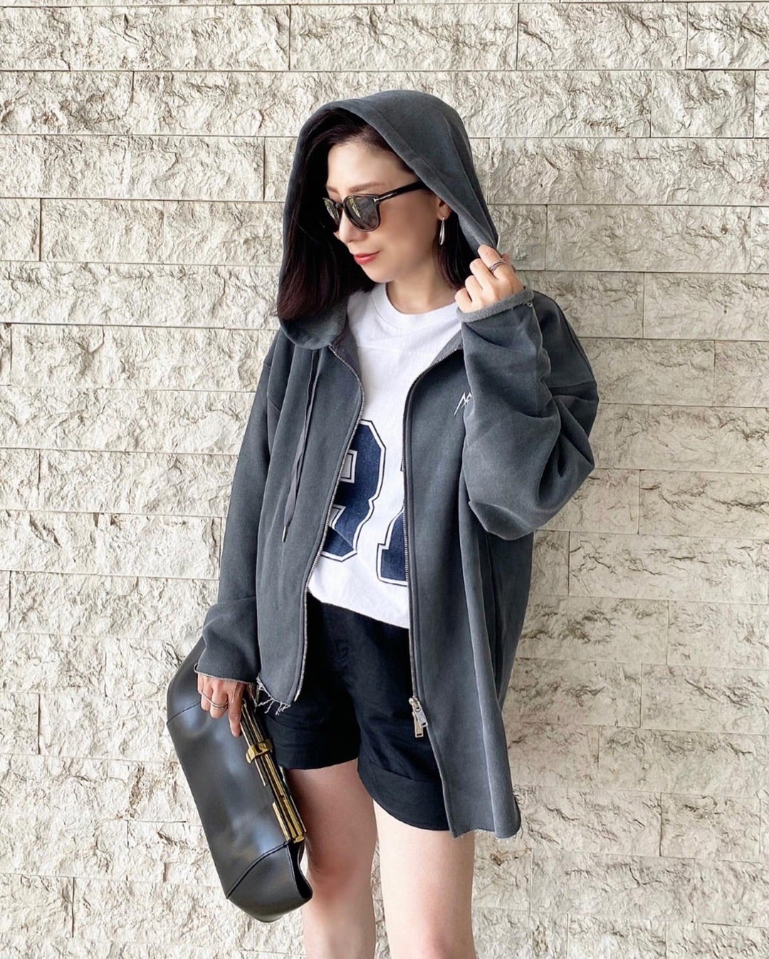 グクがデザインしたフーディでコーデ | Chiyo's favorite