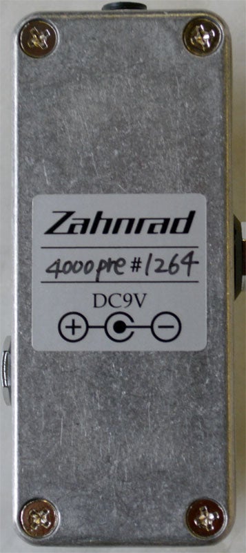 Zahnrad 4000pre エレキ、アコギ、ベースにも使えるプリアンプ