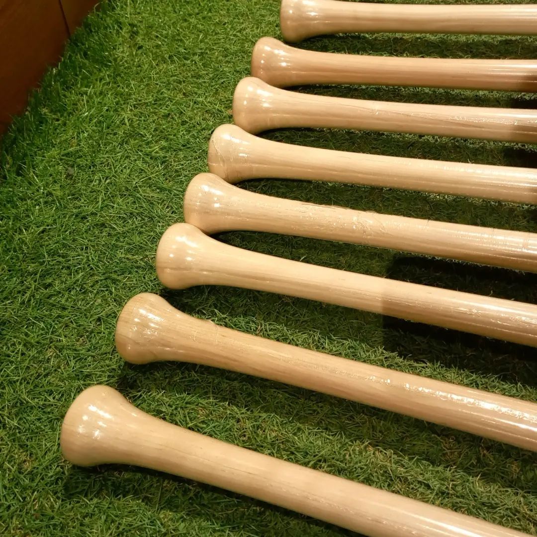 SSKプロエッジ】坂本モデル・岡本モデルの軟式木製バット［EBB4000W