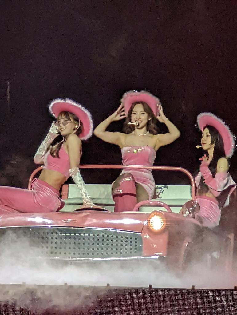 220228 TWICEナヨン『2022 4th WORLD TOUR Ⅲ』ニューヨーク【画像