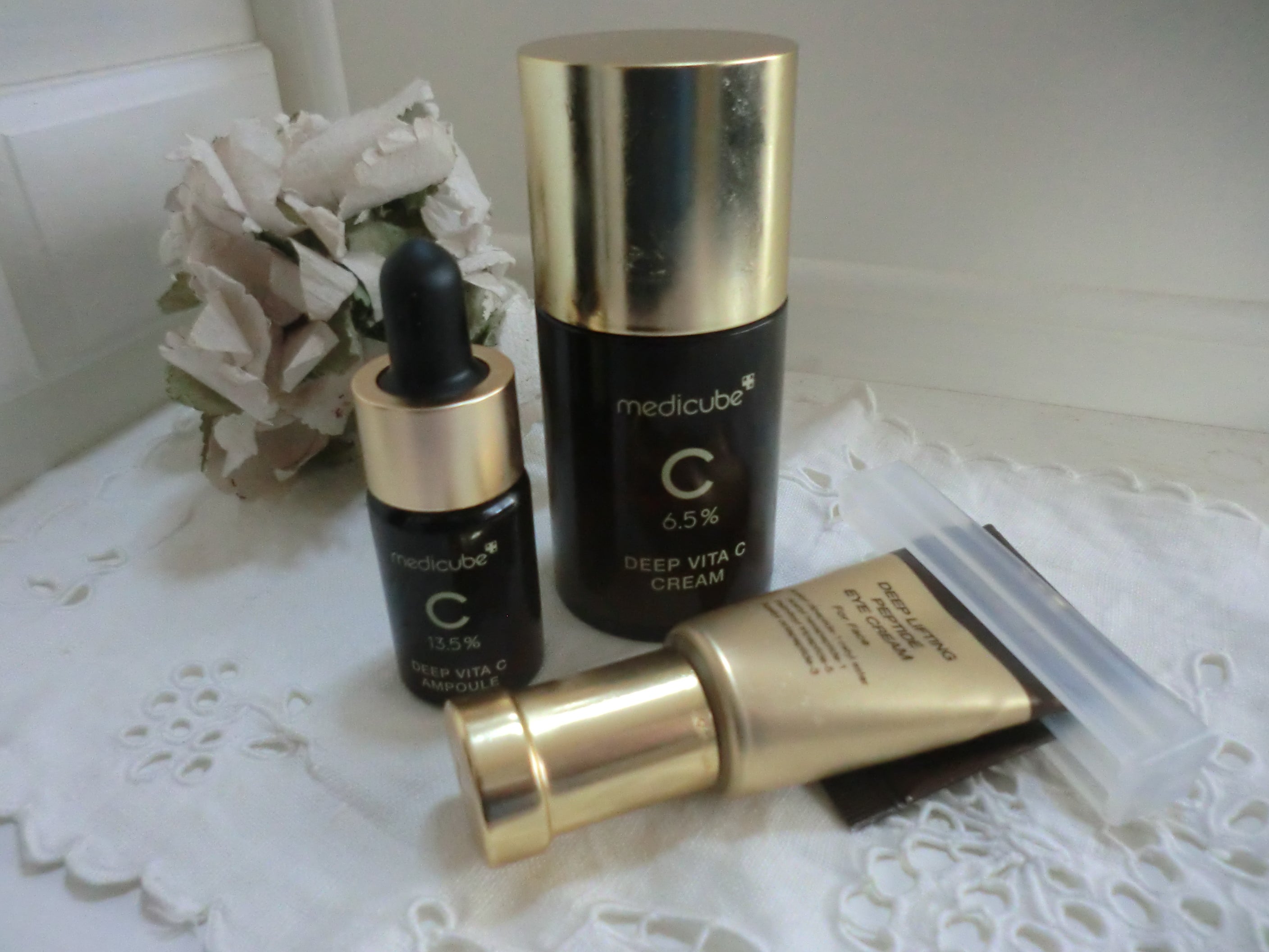 medicube ダーマエアショット！ | 老いと闘うアラカン！！！！！