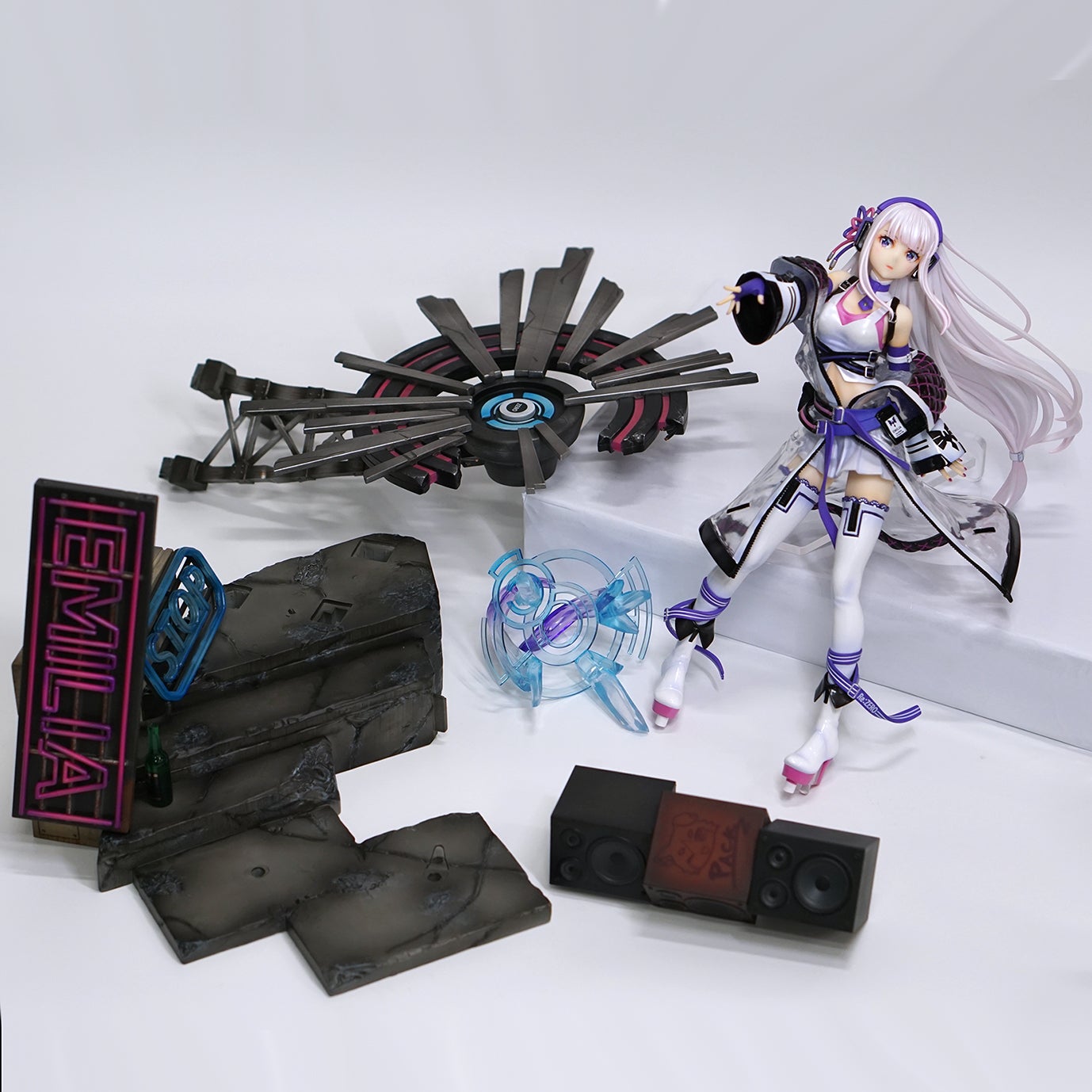 Re:ゼロから始める異世界生活 エミリア -Neon City Ver.- | SHIBUYA