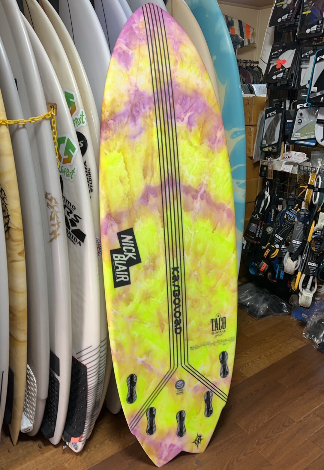 皆様のカスタムJOISTIK！！やっぱりカーボロードが大人気！ | HRS SURF