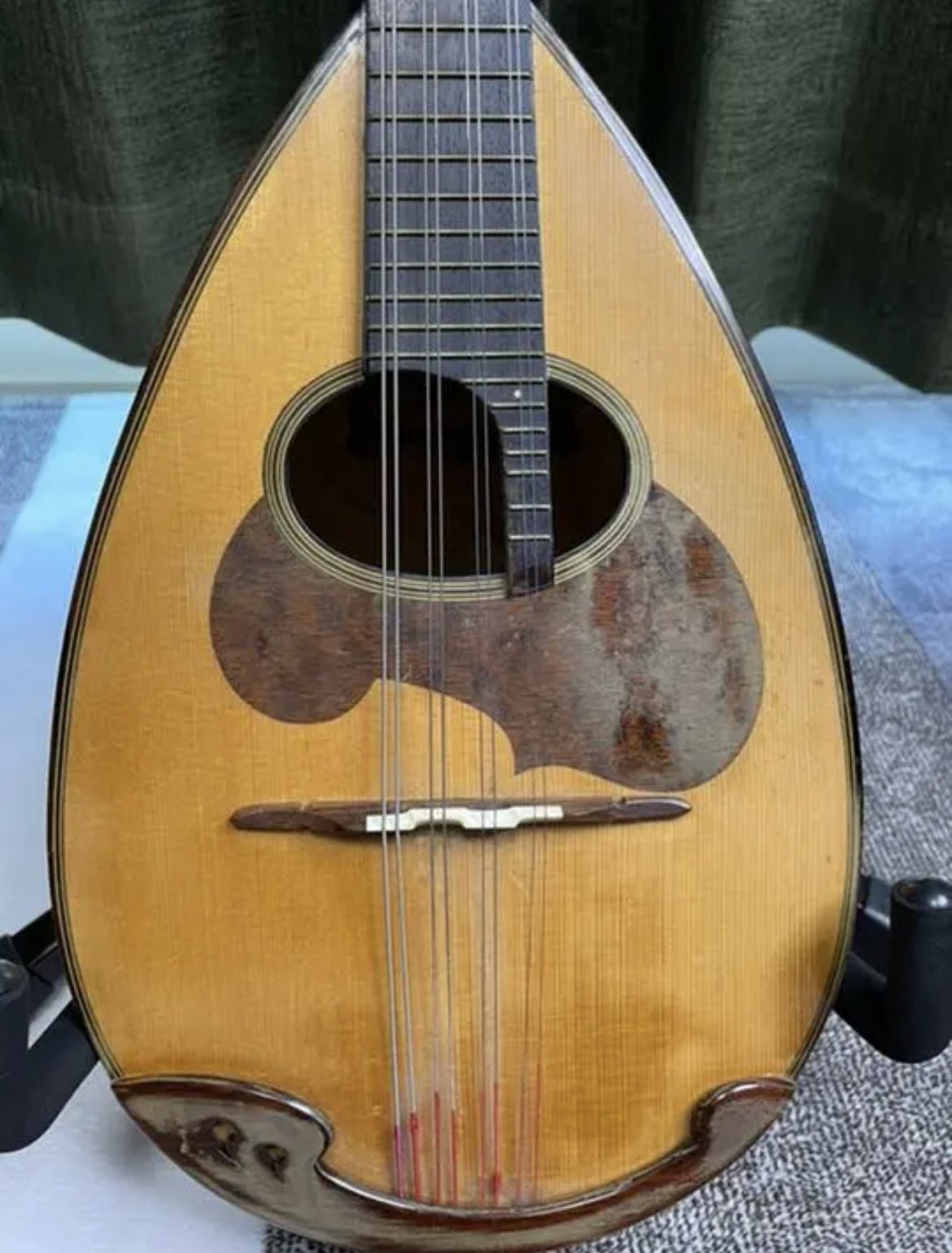 スズキのマンドリン M-30のシリーズ別の違い | ウクレレとマンドリンと