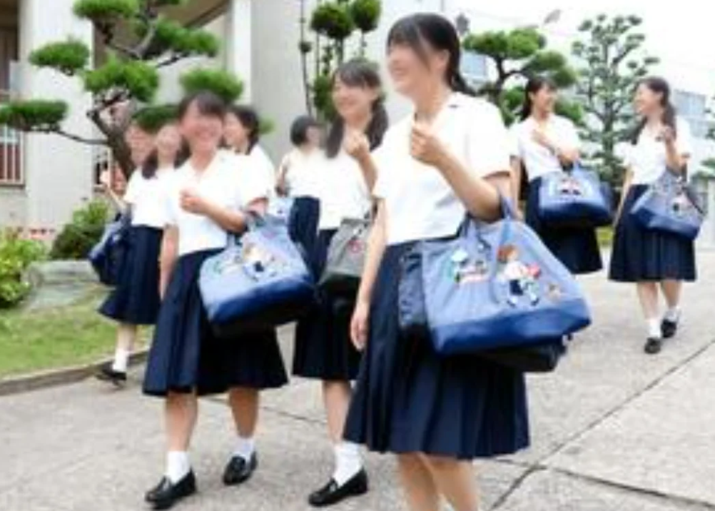 ファミかばん | 国産パンダの独り言