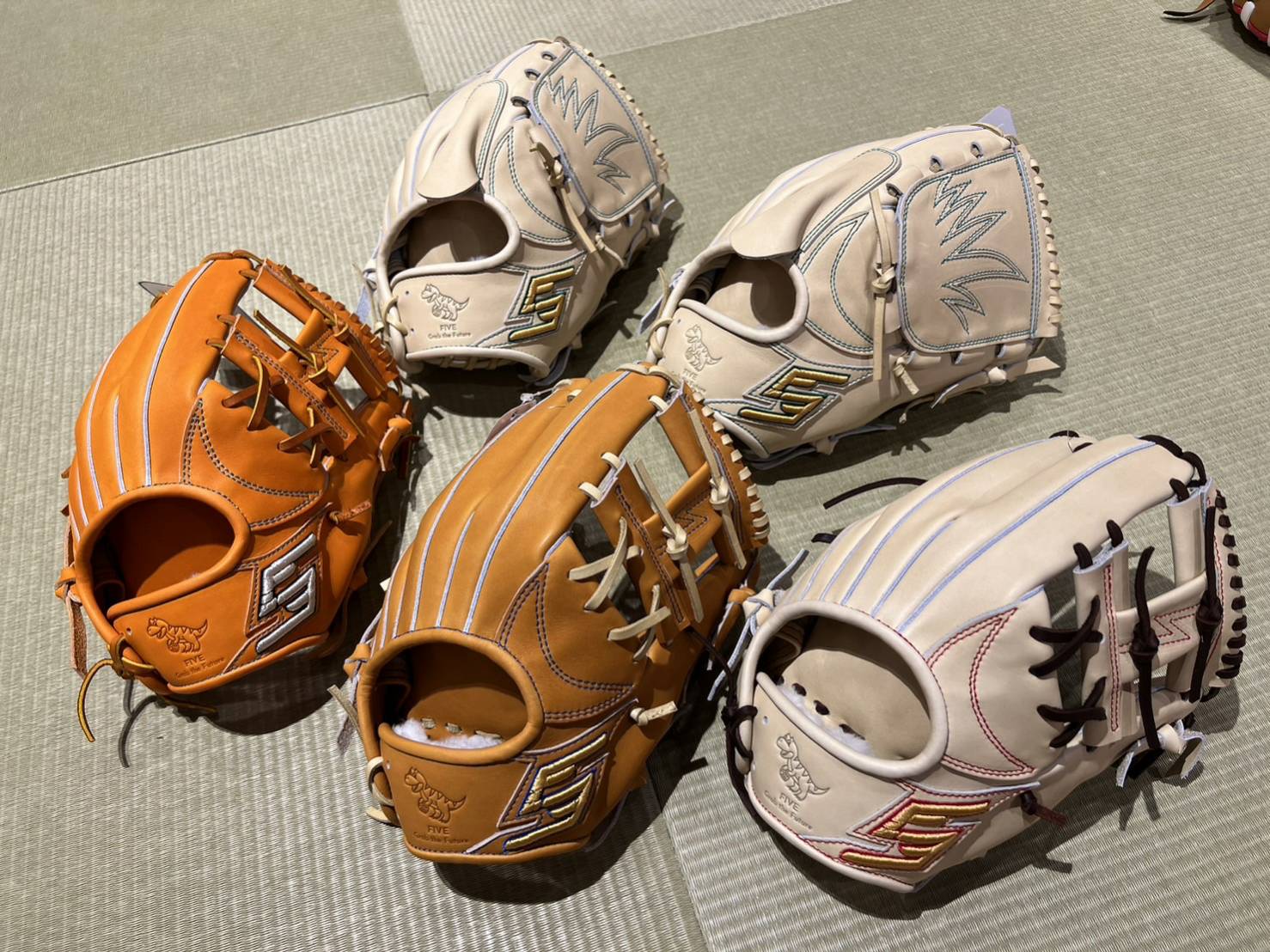 FIVE（ファイブ）内野手用グラブ［F601型］タン×キャメル紐 | ベース