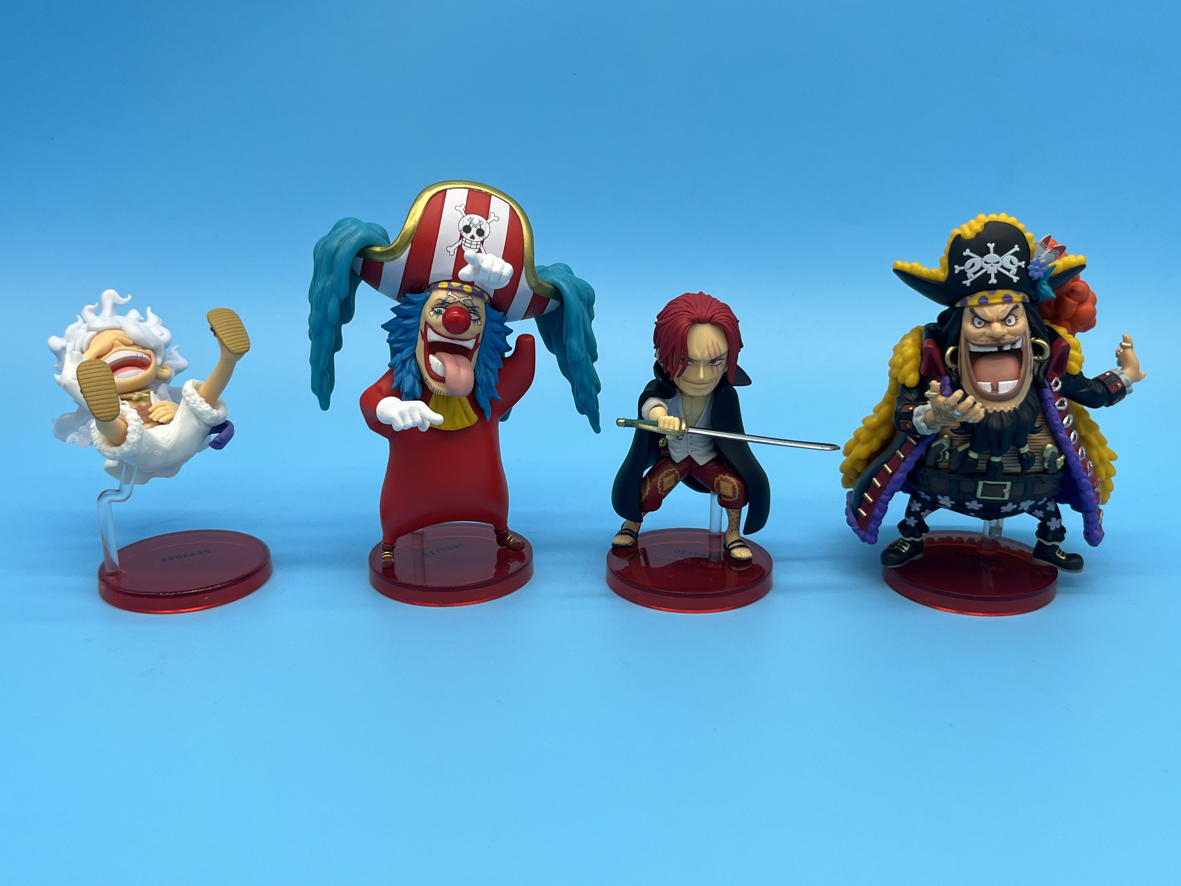 週刊少年ジャンプ ワールドコレクタブルフィギュア シャンクス&バギー