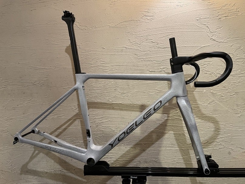 YOELEO R11 DB SLアークティックアイス/フレームセット期間限定展示中