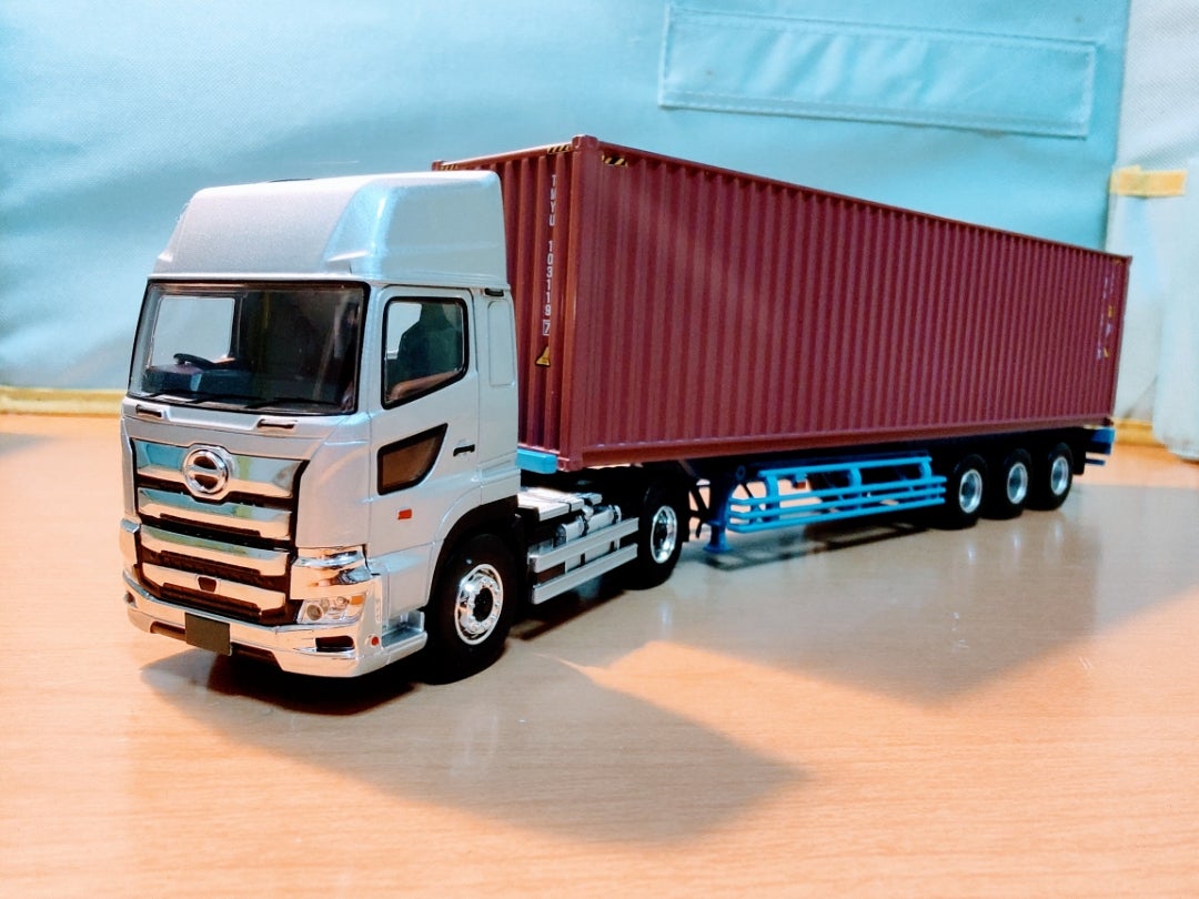 銀の化け物登場！！】トミカリミテッドヴィンテージNEO 日野プロフィア